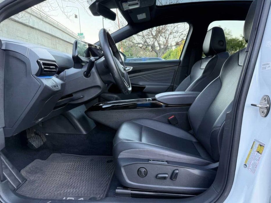 Volkswagen ID.4 Pro S      2023