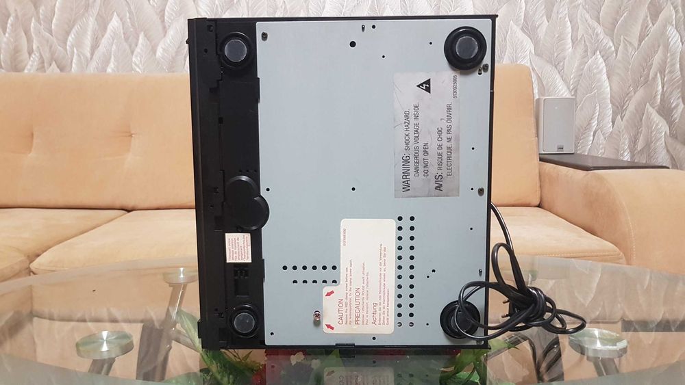 Проигрыватель CD  Denon DCD-1000 made in Japan/Japon