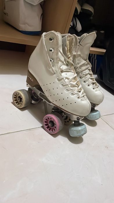 Patins em bom estado