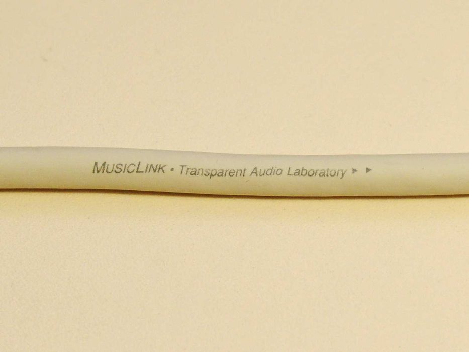 USA Аудиокабели Transparent. Акустический The Wave, межблок MusicLink.
