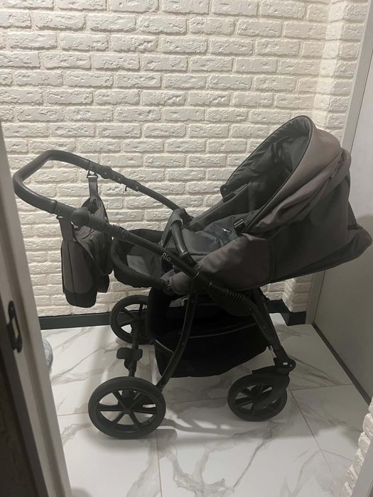 Продам  коляска  bair rio  2 в 1.