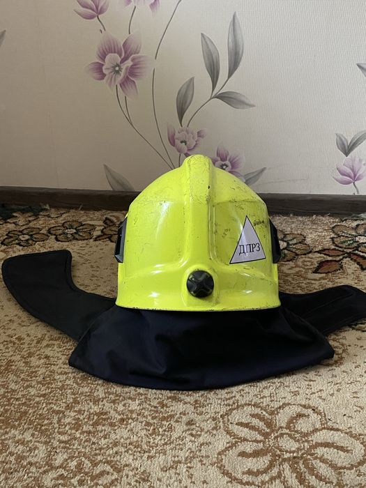 Каска пожежного Rosenbauer HEROS Titan