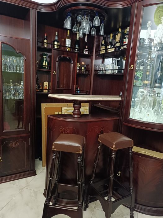 Móvel de sala com bar