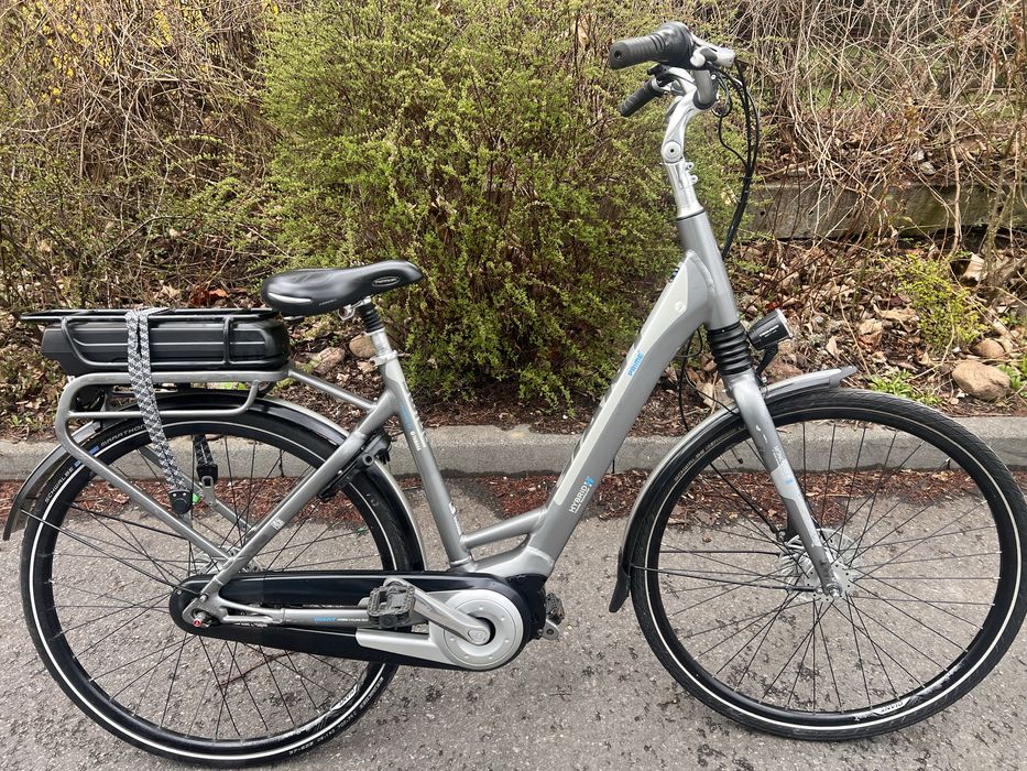Rower elektryczny GIANT PRIME 400WH z silnikiem centralnym YAMAHA /A
