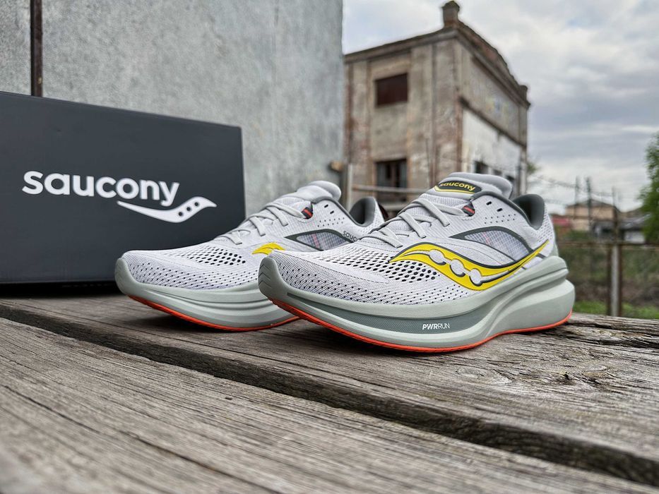 Мужские кроссовки для бега Saucony OMNI 22 S20926-110 серые Оригинал