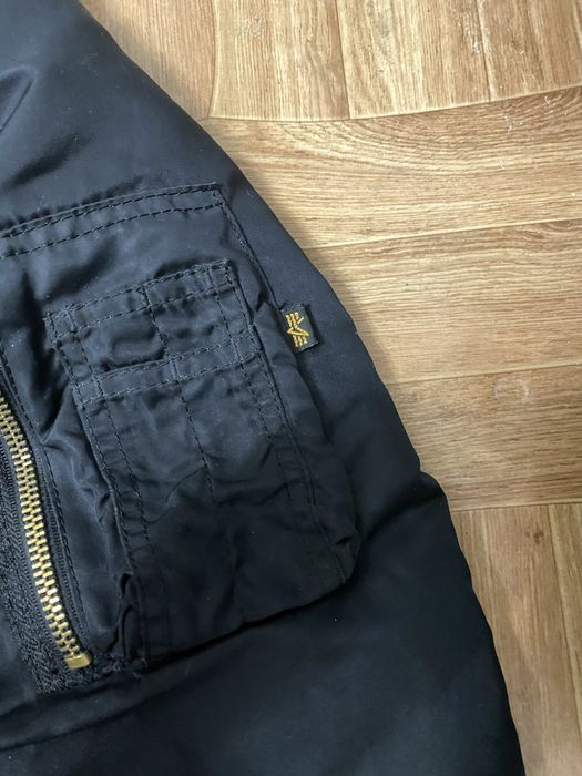 бомбер alpha industries