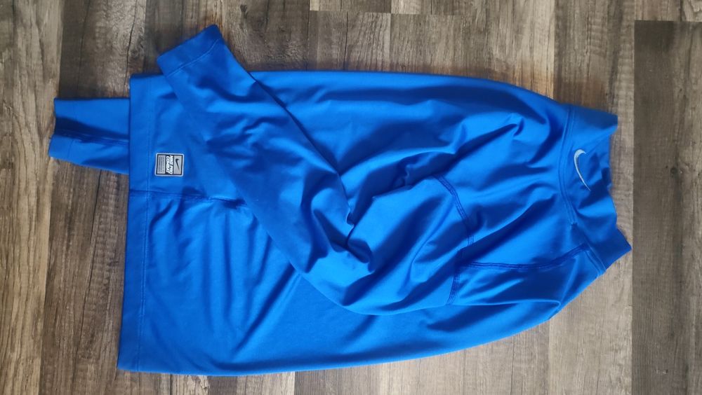 longsleeve Nike Pro Combat dri -fit compression jak nowa