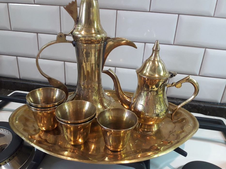 Сервиз латунь блюдо - поднос графин стаканы в восточном стиле кофейник