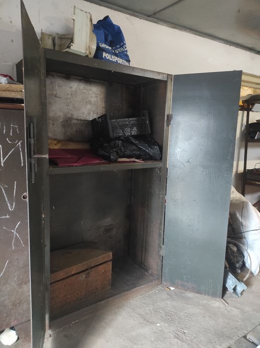 Шафа металева,інструментальна шафа,тумба металева