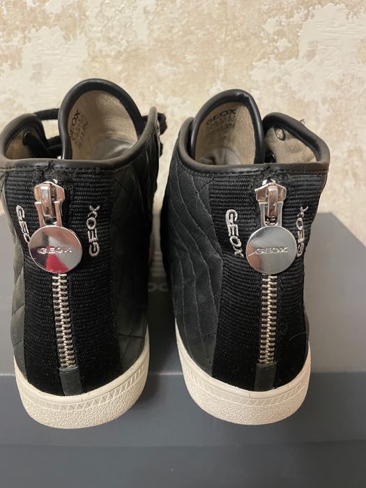 ботинки кожаные Geox р.41