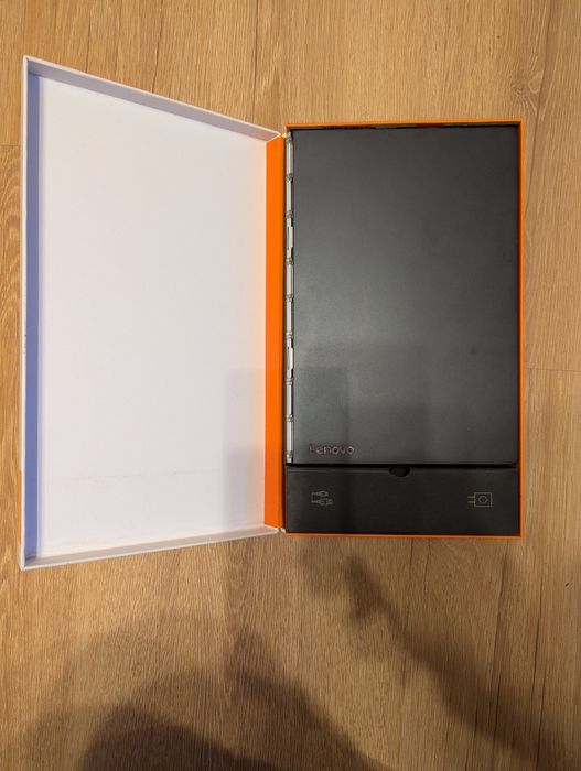 Lenovo Yoga Book