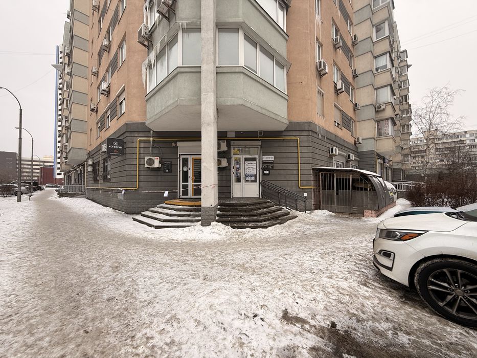 Приміщення під медичний центр , офіс.