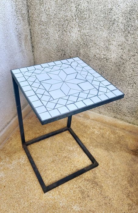 Mesa de Apoio Exterior
