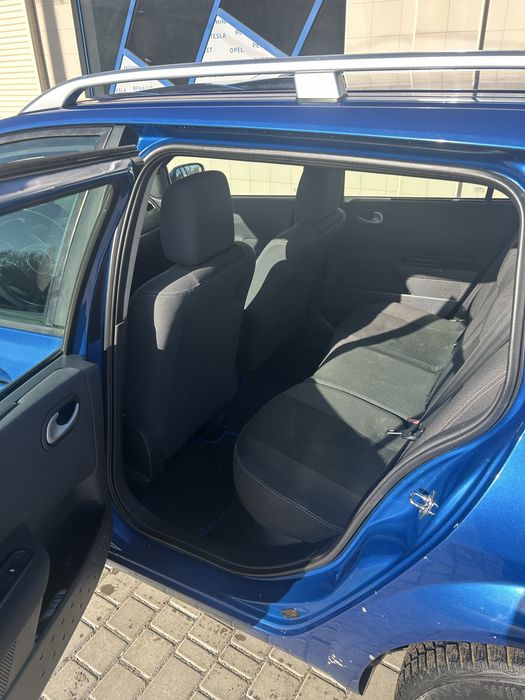 Продам авто в хорошем состоянии Renault megan2
