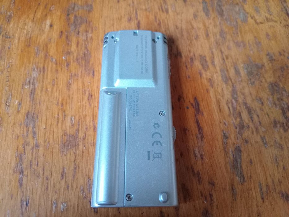 Цифровой диктофон Olympus WS-650S