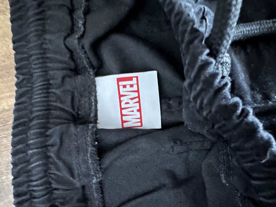 Jeansy Marvel meskie