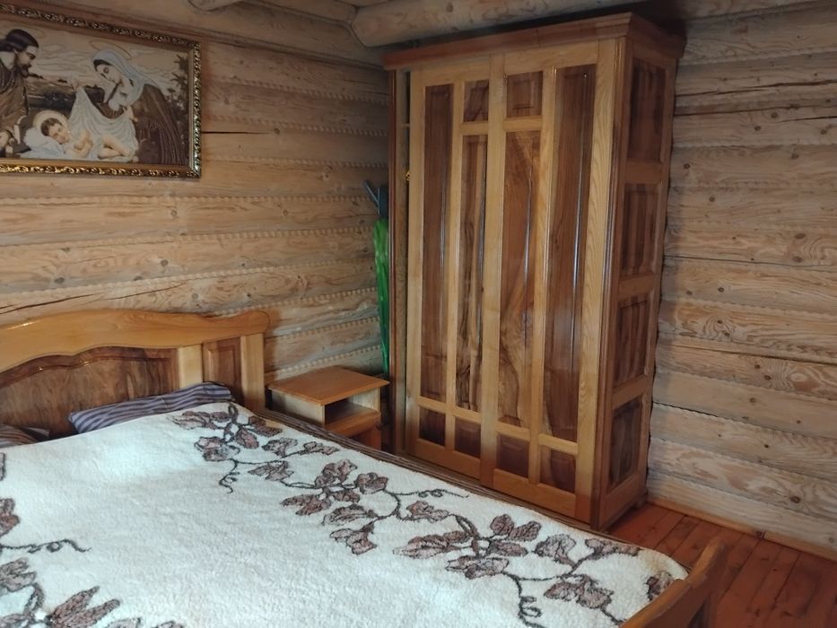 Ціну знижено! Продаю чудовий будинок садибу у Карпатах Сусково