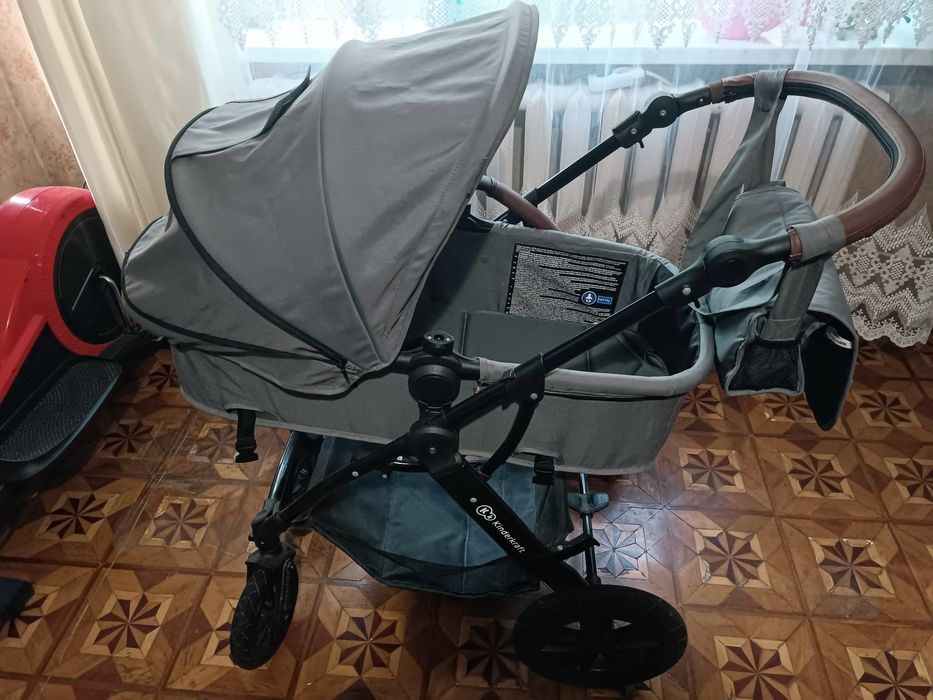 Продам коляску трансформер 3в 1
