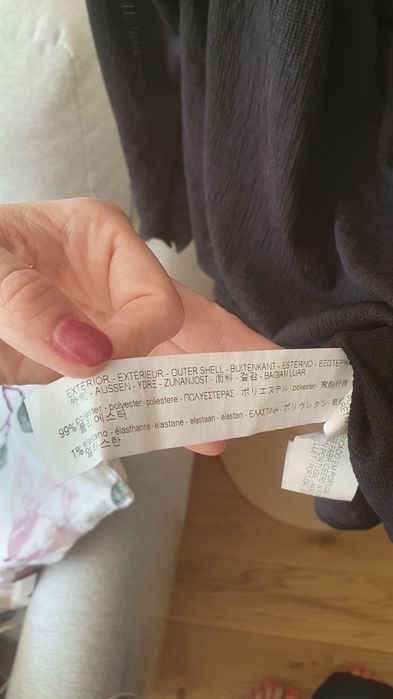 Czarna bluzka hiszpanka strukturalna Bershka M