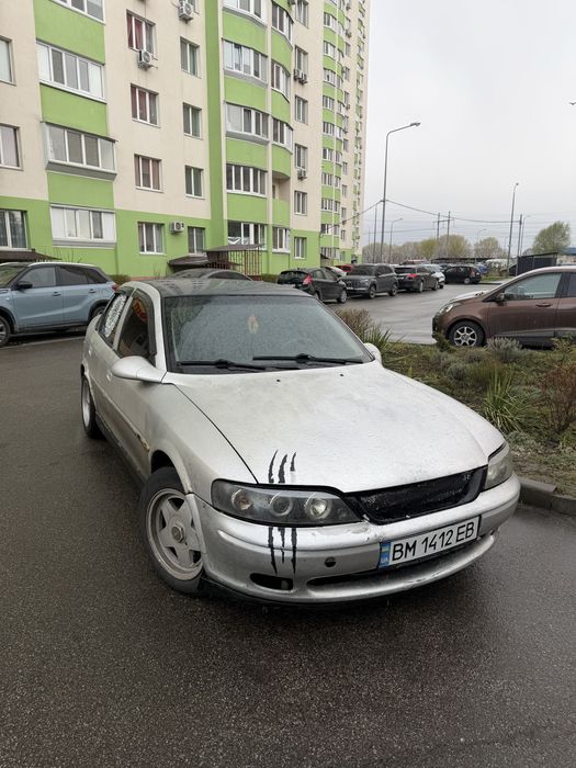 Продам Опель на полном ходу!