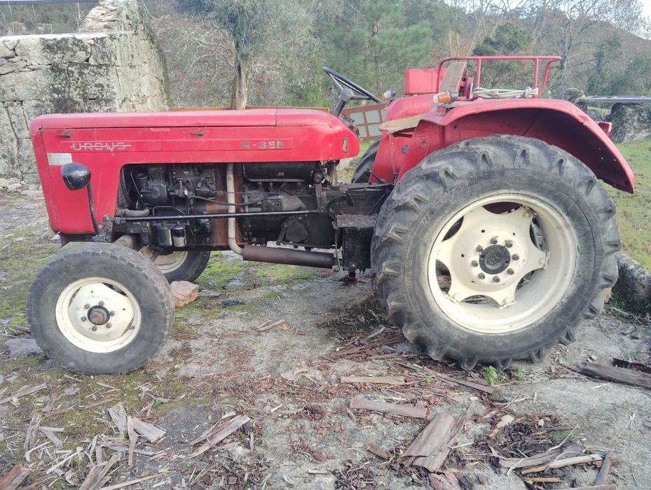 Vendo trator para peças com documentos