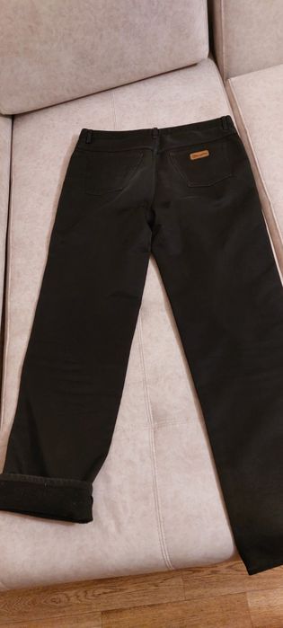 Продам зимові джинси Wrangler з байкою