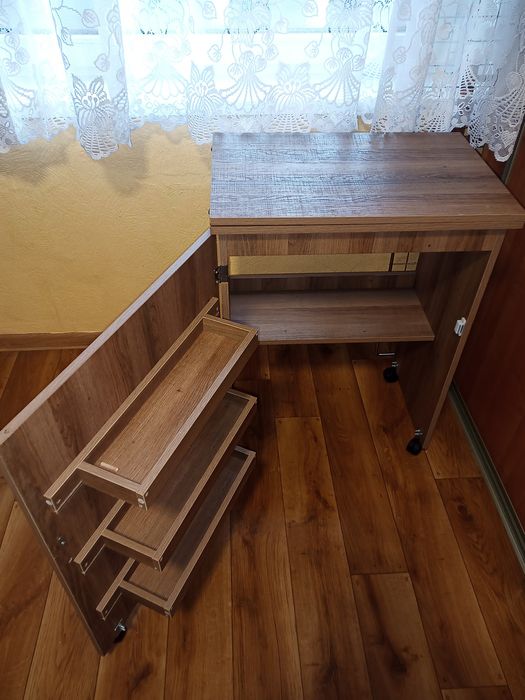 Biurko składane (np dla krawcowej)