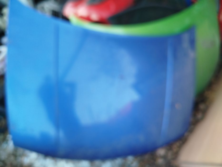 Przednia maska VW golf 4.