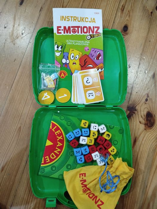 Gra E-motionz travel