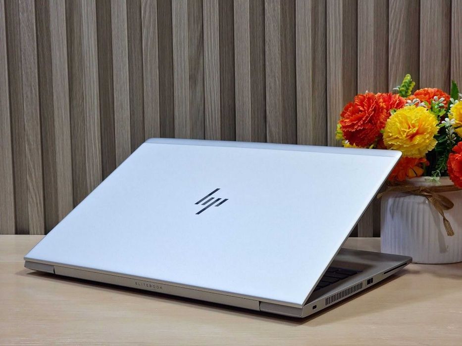 HP Elitebook 14" i5-8265U/16GB/256Nvme gama Profissional