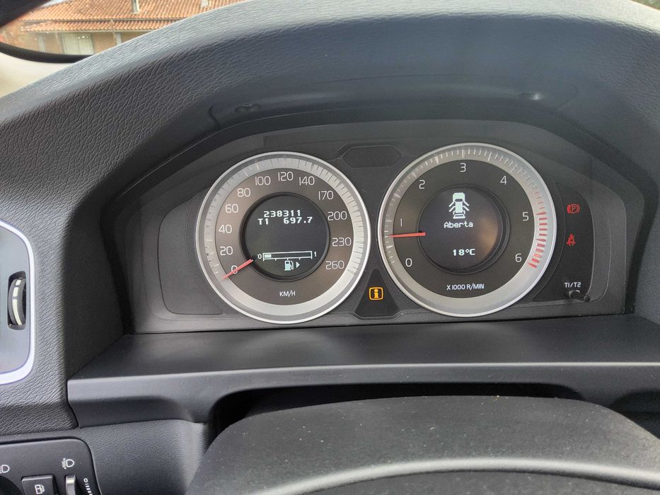 Volvo V60 D3 163 cv (2011)