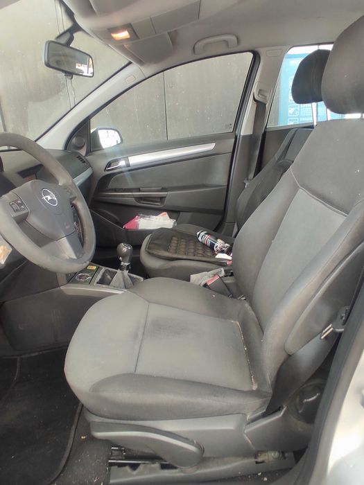 Opel Astra — fotografia 11
