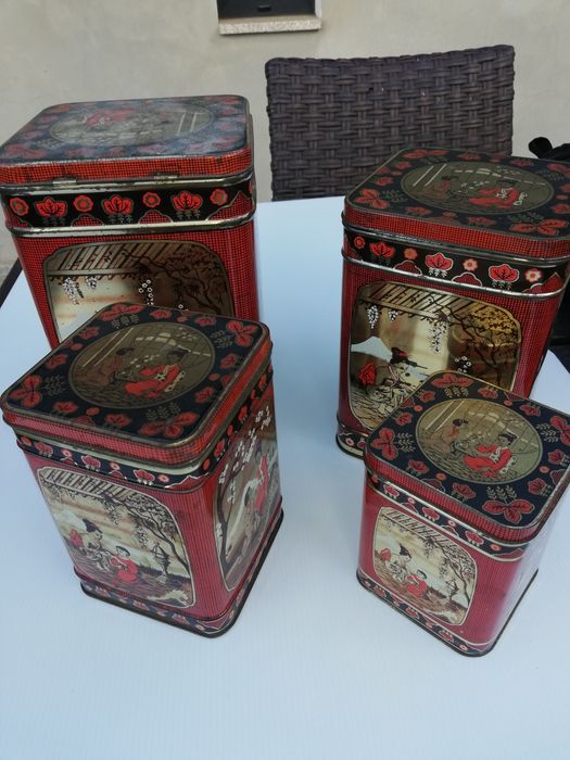 Caixas de chá de latao