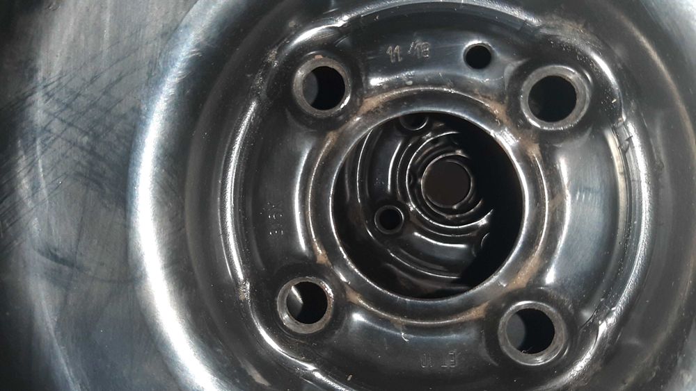 КОЛЕСА зимние в сборе 185/65 R15 NEXEN , Шипованные пр-во КОРЕЯ.