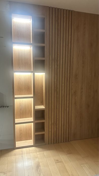 Nowoczesny regał do salonu