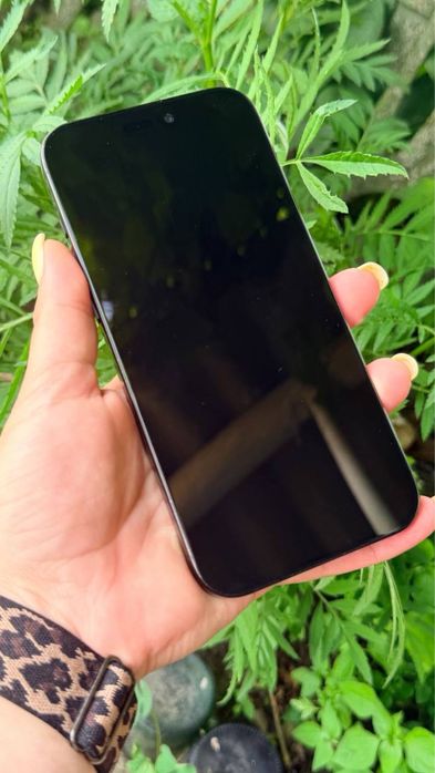 Продам iPhone 16 pro max/256 gb