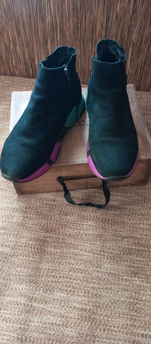 Взуття жіноче. Осінь - весна. Чобітки.