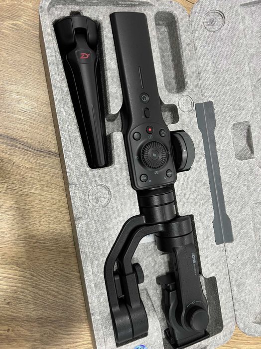 ZHIYUN Smooth 4 Mobile Phone Stabilizer – Slightly Used64738484902659120