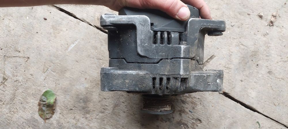 BOSCH Гениратор Opel Vectra B