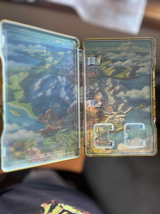 Pokemon Sword & Shield - Edição Dupla Steelbook (sem jogo) c/código
