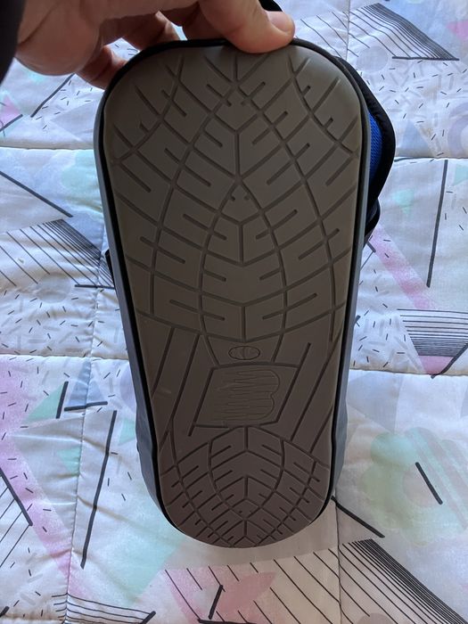 Bota para lesão de pé e perna nova