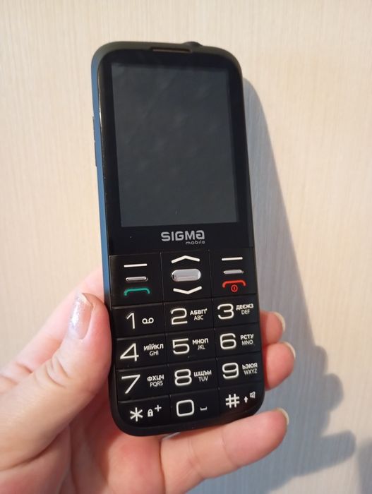 Телефон кнопочний