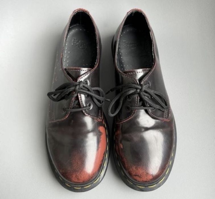 Жіночі туфлі Dr. Martens