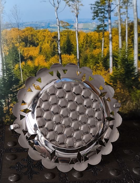 Spodki pod szklanki 6 sztuk piękne stare PRL