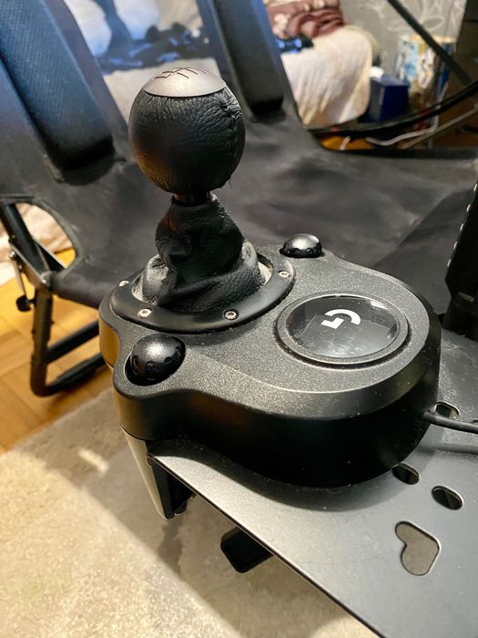 Zestaw gamingowy kierownica pedaly shifter Logitech G920 (PC/Xbox one)