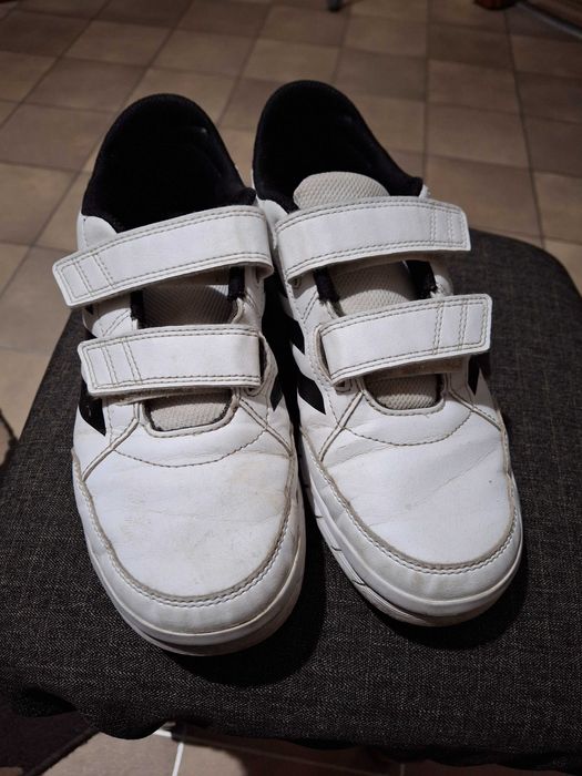 Adidasy dziecięce