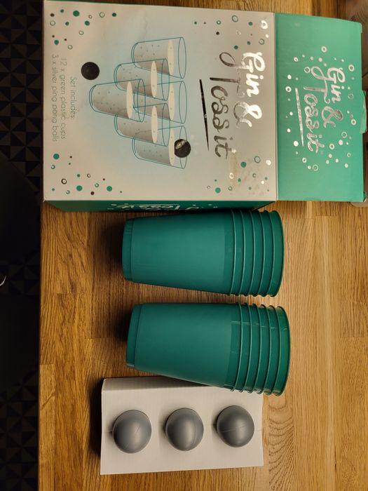 Gin and toast 12 kubków 3 piłki gra piwo