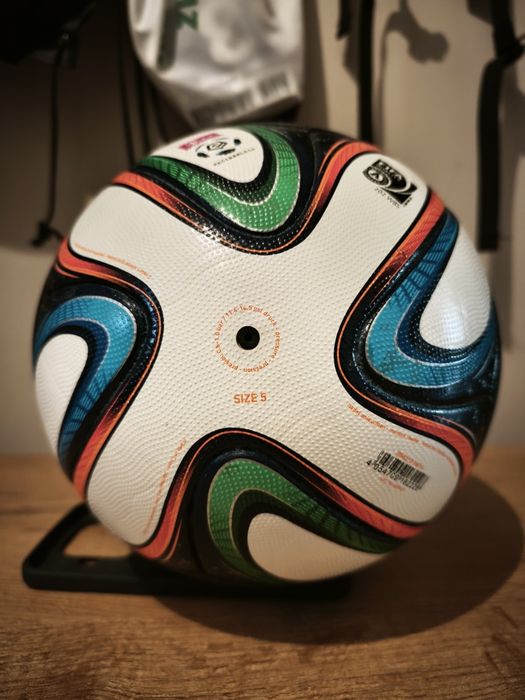Adidas brazuca 2014 omb
