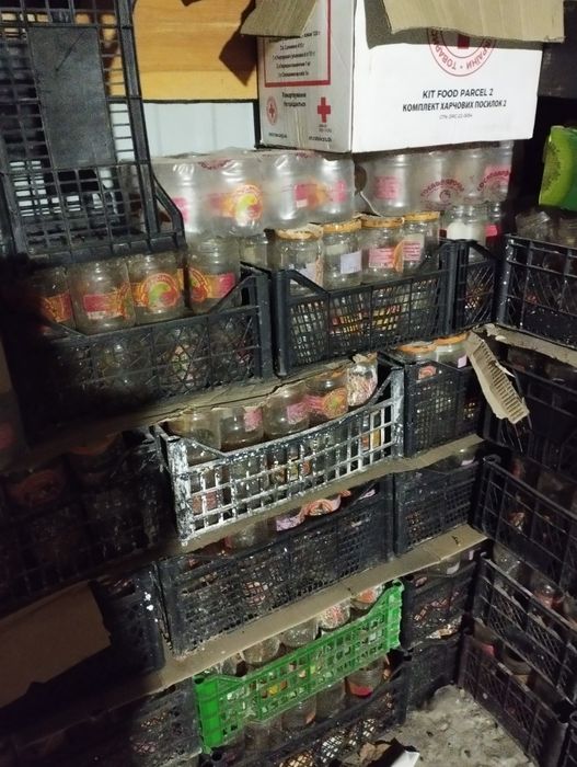 Продам банки. Велика кількість