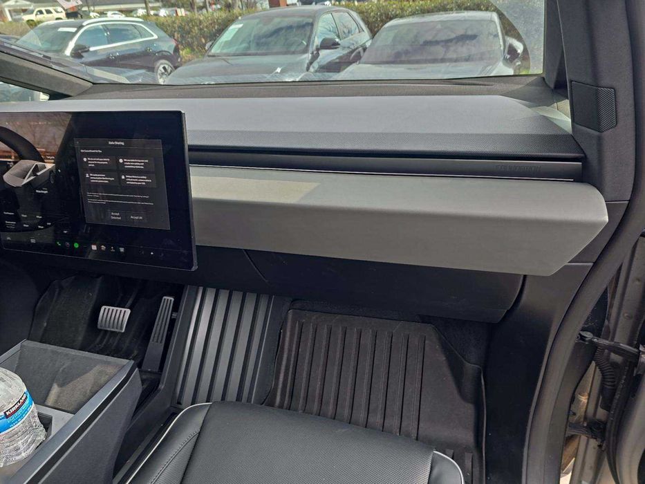 2024 Tesla Cybertruck AWD